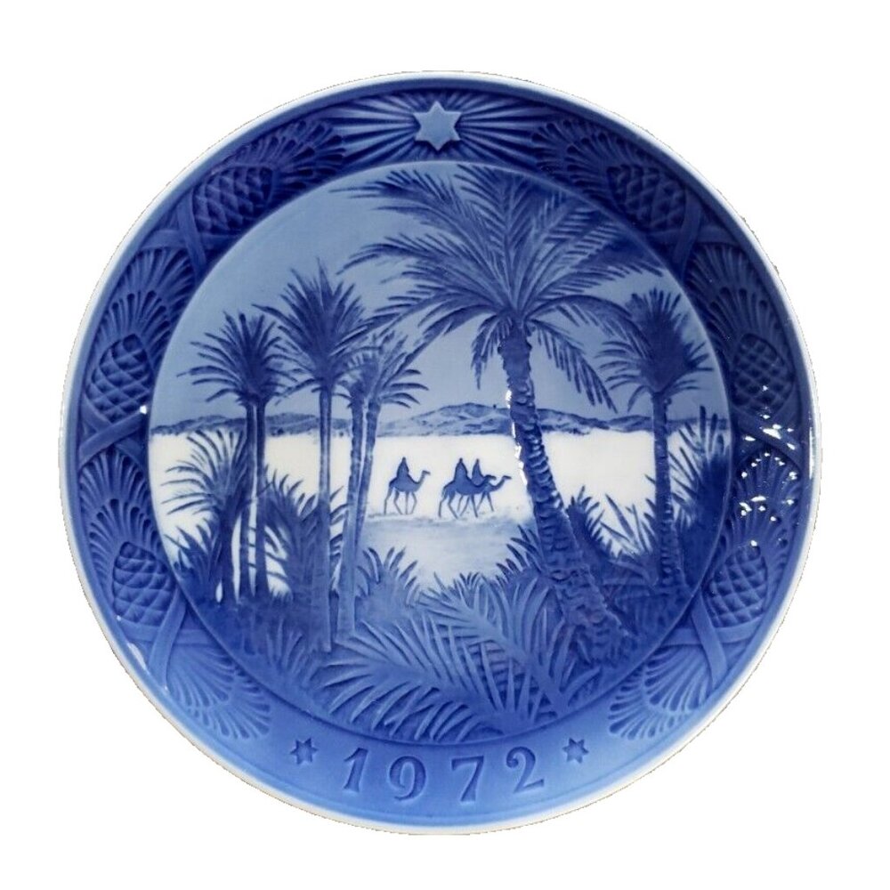ROYAL COPENHAGEN 1972 Christmas Plate Osterland In The Desert 7" vintage